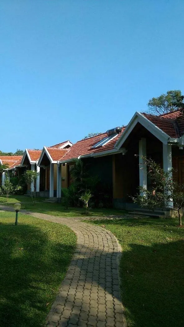 Hotel Kamrel Sigiriya 4*,