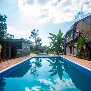 Jungle Hut **** Sigiriya